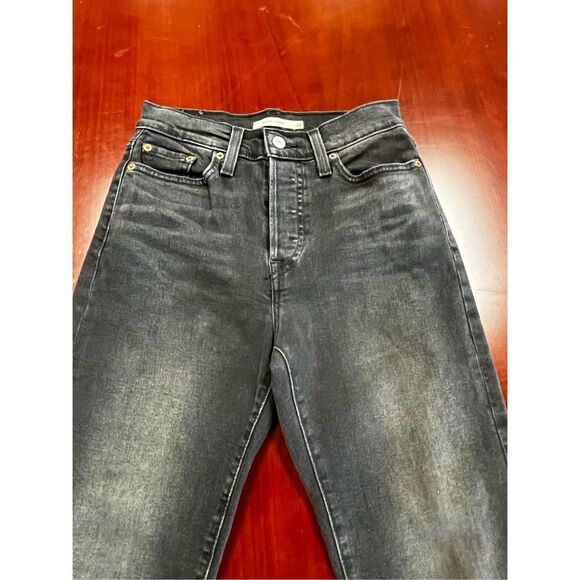 Levi’s Black Wedgie Straight Button Fly Jeans  sz 26 Worn Once - Picture 1 of 6